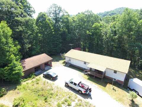 51 Seneca Trail Rd, Montrose, WV 26283