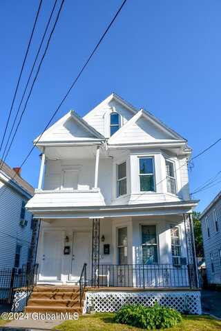 48 Elm Street, Schenectady, NY 12304