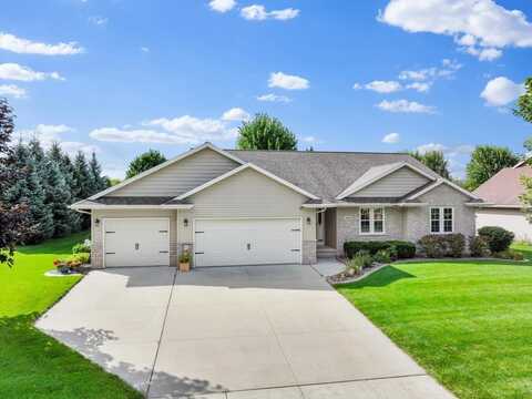 3290 DREAMER Lane, GREEN BAY, WI 54311