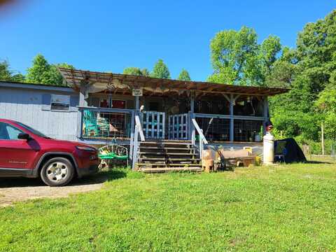 210 Sweeney Road, Benton, TN 37307