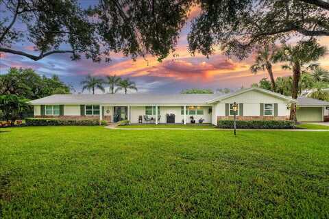 8055 Damascus Drive, Palm Beach Gardens, FL 33418