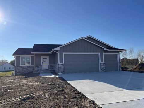 102 E Poplar Ct, Goddard, KS 67052