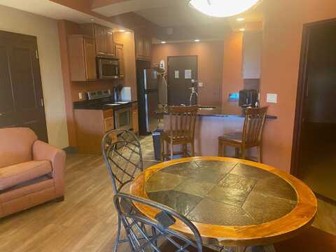 2411 RIVER Road, Wisconsin Dells, WI 53965