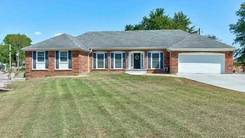 1324 Clinton Drive, Boonville, IN 47601