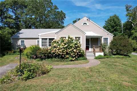 25 Arrow Head Trail, South Kingstown, RI 02879