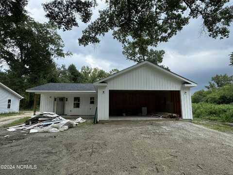 500 Francktown Road, Richlands, NC 28574