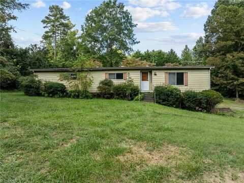 3320 Oliver Hills Road, Greensboro, NC 27406