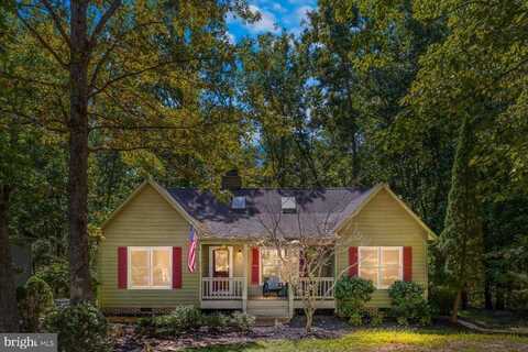 5 HAWKS PLACE, PALMYRA, VA 22963