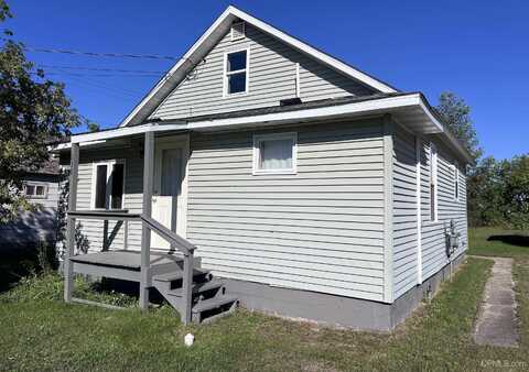 236 N 4th, Manistique, MI 49854