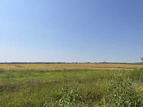 7.49 acres south of Orange Rd, Waterloo, IA 50701