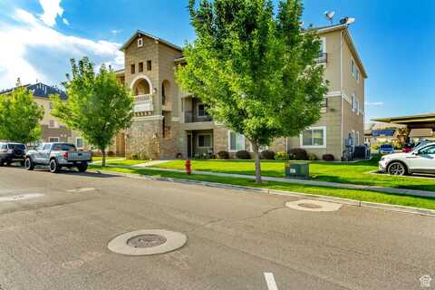 3689 E ROCK CREEK RD, Eagle Mountain, UT 84005