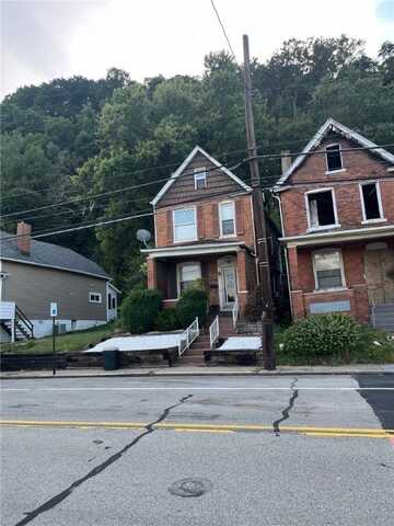 227 FREEPORT, Derry, PA 15030