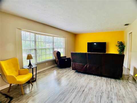 Riverhills, TAMPA, FL 33617