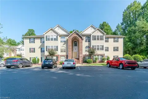 Ivy Glen, WINSTON SALEM, NC 27127