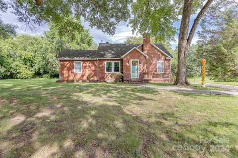 Lucia Riverbend, STANLEY, NC 28164