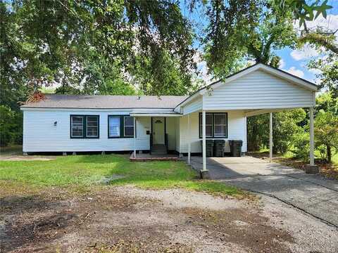 8Th, LAKE CHARLES, LA 70601