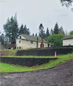 Olive Barber, COOS BAY, OR 97420