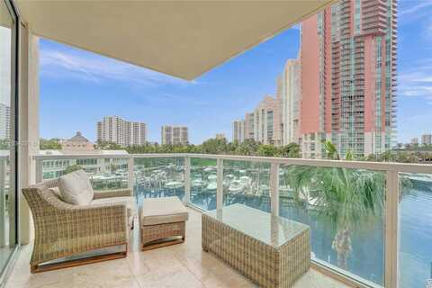 Ne 190Th St, Aventura, FL 33180