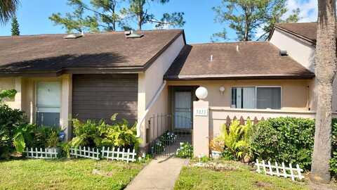 Red Dahlia Court, Orlando, FL 32807