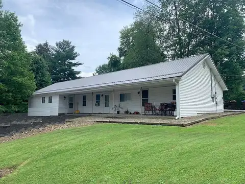 Sunnyside Avenue, Conneaut Lake, PA 16316