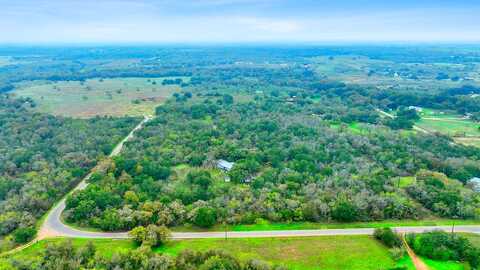 Bugtussle, LULING, TX 78648