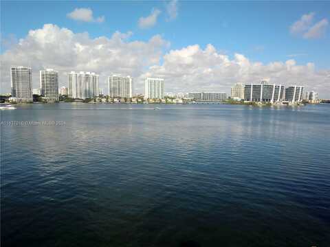 N Bay Rd, Sunny Isles Beach, FL 33160