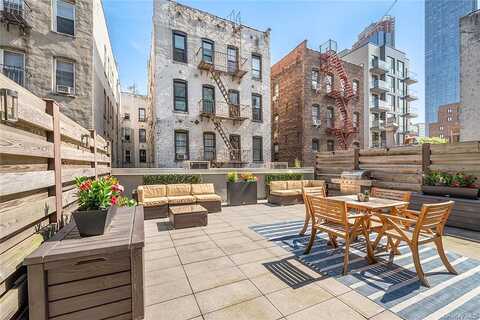 45Th, Queens, NY 11101