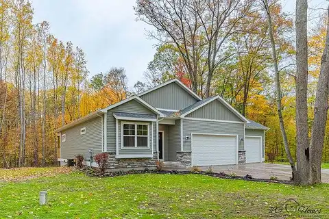Red Oak Ridge, Howard City, MI 49329