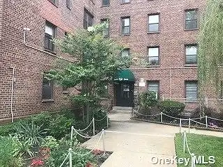 52-60 65 Place, Maspeth, NY 11378