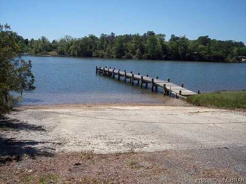 Robins Point Ave Avenue, Deltaville, VA 23043