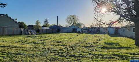 Vacant Lot N Walnut St, Independence, OR 97351