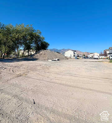 W San Harbor Ln # 327, Magna, UT 84044