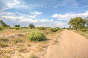 Corlena Court, Albuquerque, NM 87121