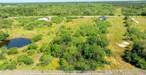 Plant Road, Luling, TX 78648