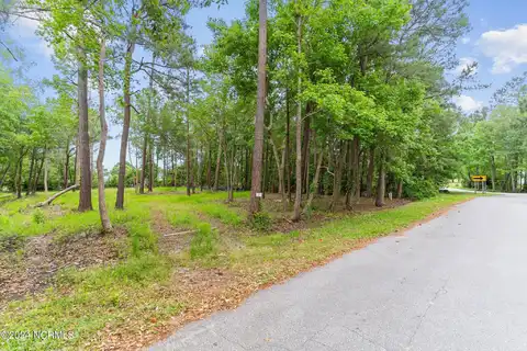 Pine Needle Drive, Hampstead, NC 28443