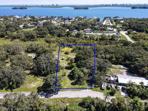 Mariner Oaks Way, Fort Pierce, FL 34946