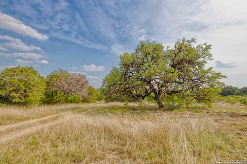 N Hwy 83, Leakey, TX 78873