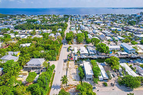 Sw Pimlico Lane, Key Largo, FL 33037