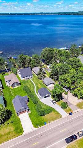 Shore, DETROIT LAKES, MN 56501