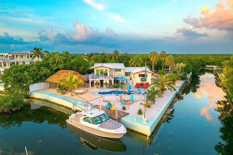 Elma, BIG PINE KEY, FL 33043