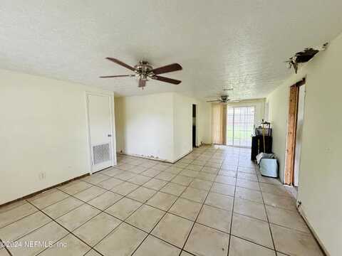 Norberta, JACKSONVILLE BEACH, FL 32250