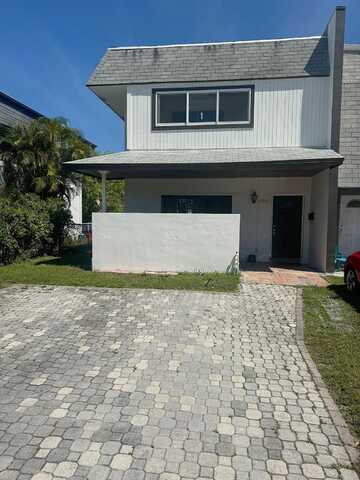 6Th, NORTH LAUDERDALE, FL 33068