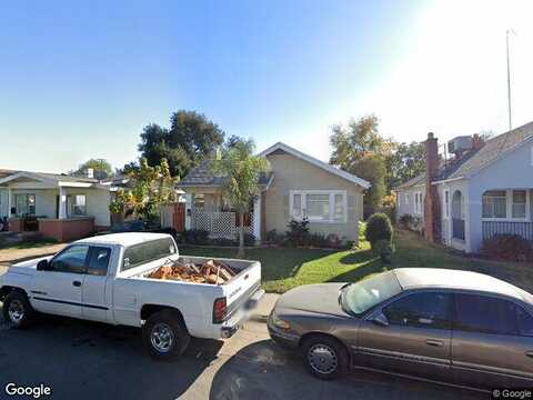 12Th, SACRAMENTO, CA 95820