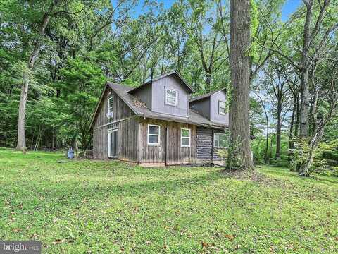 Beech, PALMYRA, PA 17078