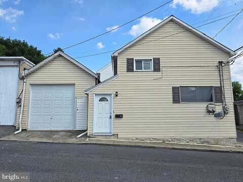 Mulberry, CATASAUQUA, PA 18032