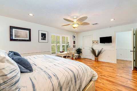 Amy, MIMS, FL 32754