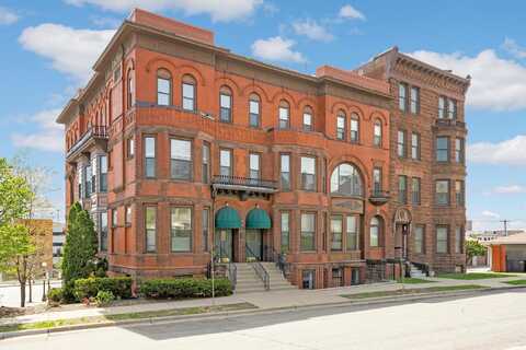 College, SAINT PAUL, MN 55102