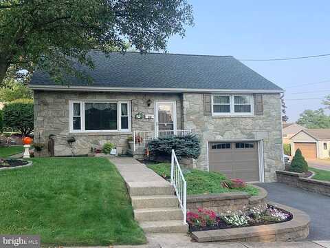 Walnut, EPHRATA, PA 17522