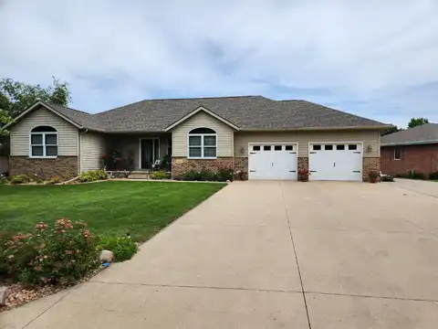 Green Lea, ALBERT LEA, MN 56007