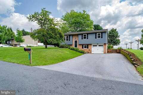 Sharona, LITITZ, PA 17543